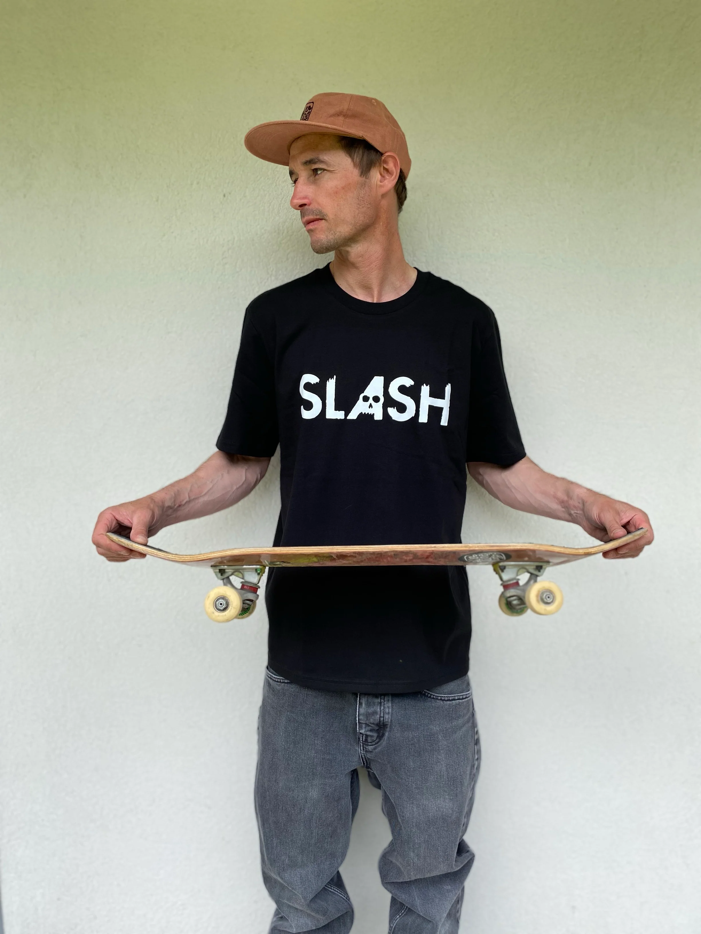 Slash Skull T-Shirt - Image 2